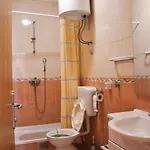 Modern Eingerichtete Orange By Interhome Apartment Komarna